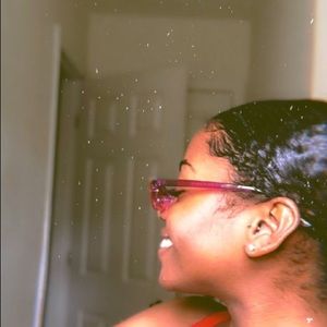 Meet your Posher, Leah